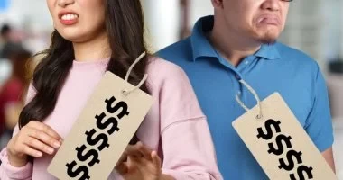 شباب يعرضون وظائفهم وزملاءهم للبيع عبر الإنترنت بشكل هزلى هربًا من ضغوط العمل