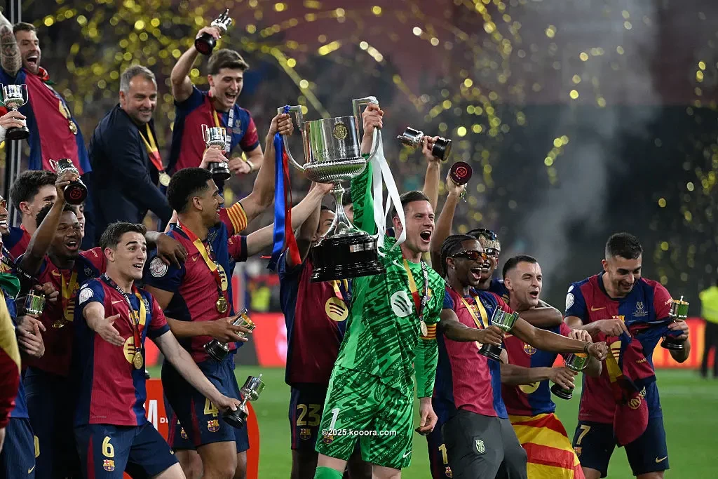 بالصور : برشلونة ينتزع كاس الملك من انياب ريال مدريد