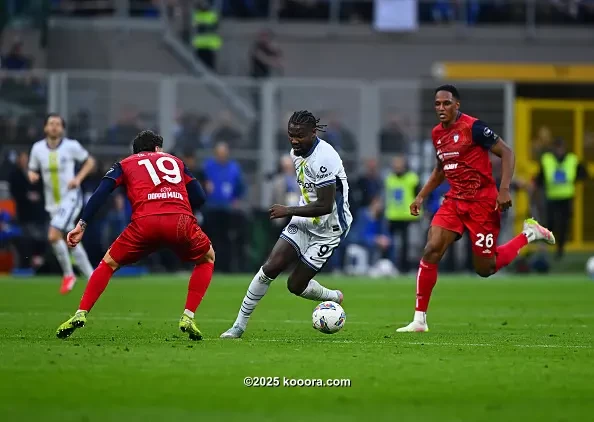 بالصور.. إنتر يعزز صدارته بثلاثية أمام كالياري