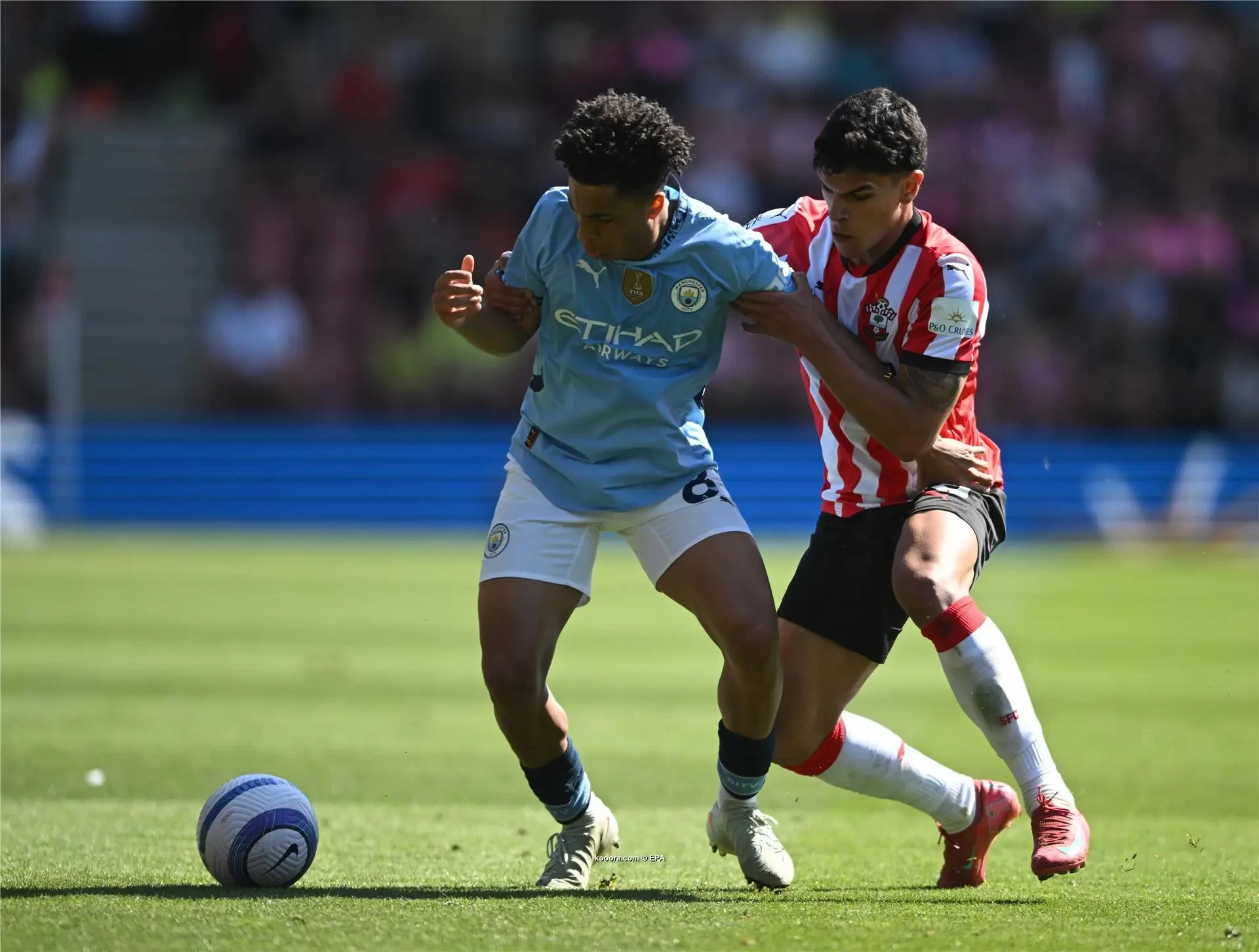 بالصور.. تعادل مخيب لمانشستر سيتي مع متذيل البريميرليج