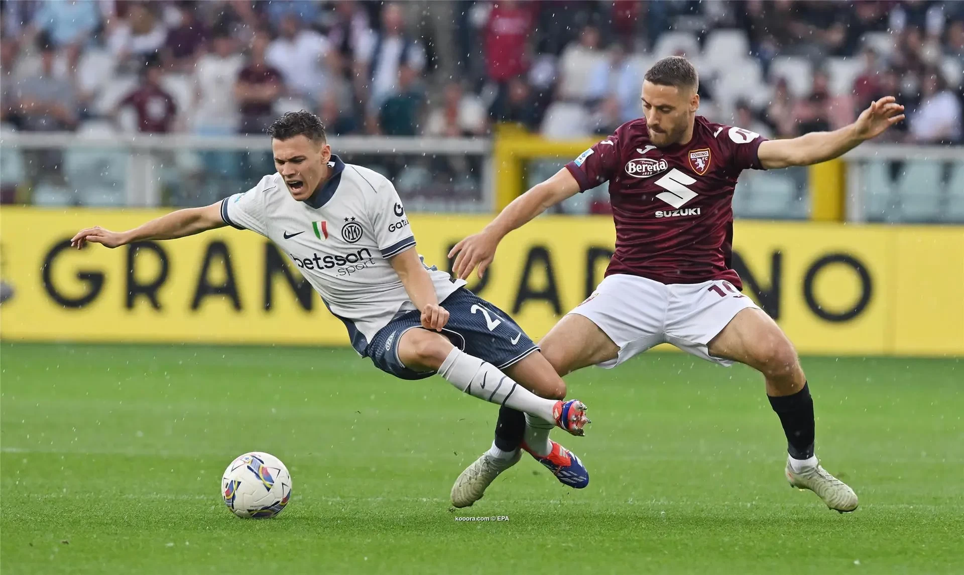 بالصور: إنتر ميلان يلاحق نابولي بعبور عقبة تورينو