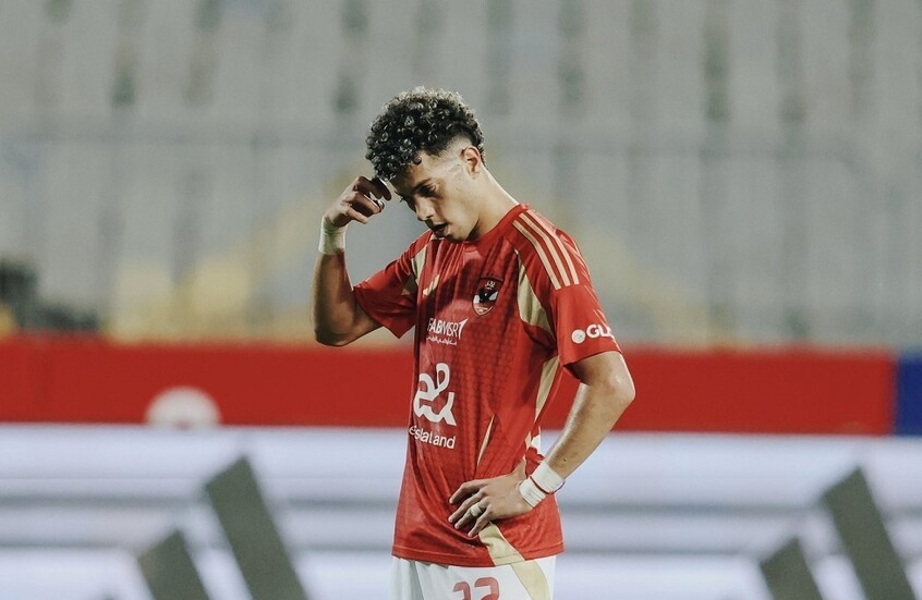 بعد ظهوره بالمحاليل من المستشفى.. الأهلي يعلق على الحالة الصحية لإمام عاشور