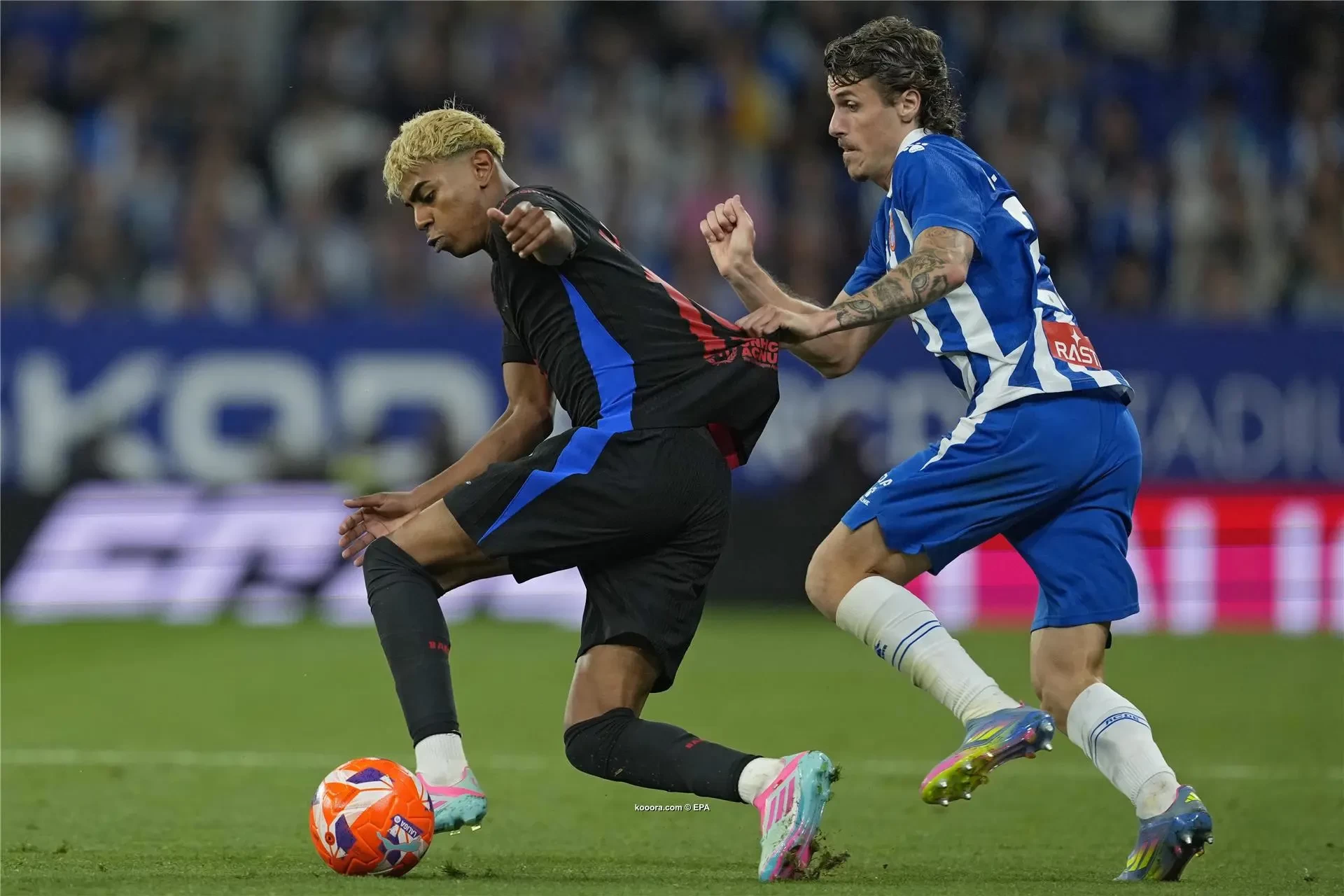 بالصور : برشلونة بطلا لليجا على أنقاض إسبانيول في ليلة تألق نجوم لاماسيا