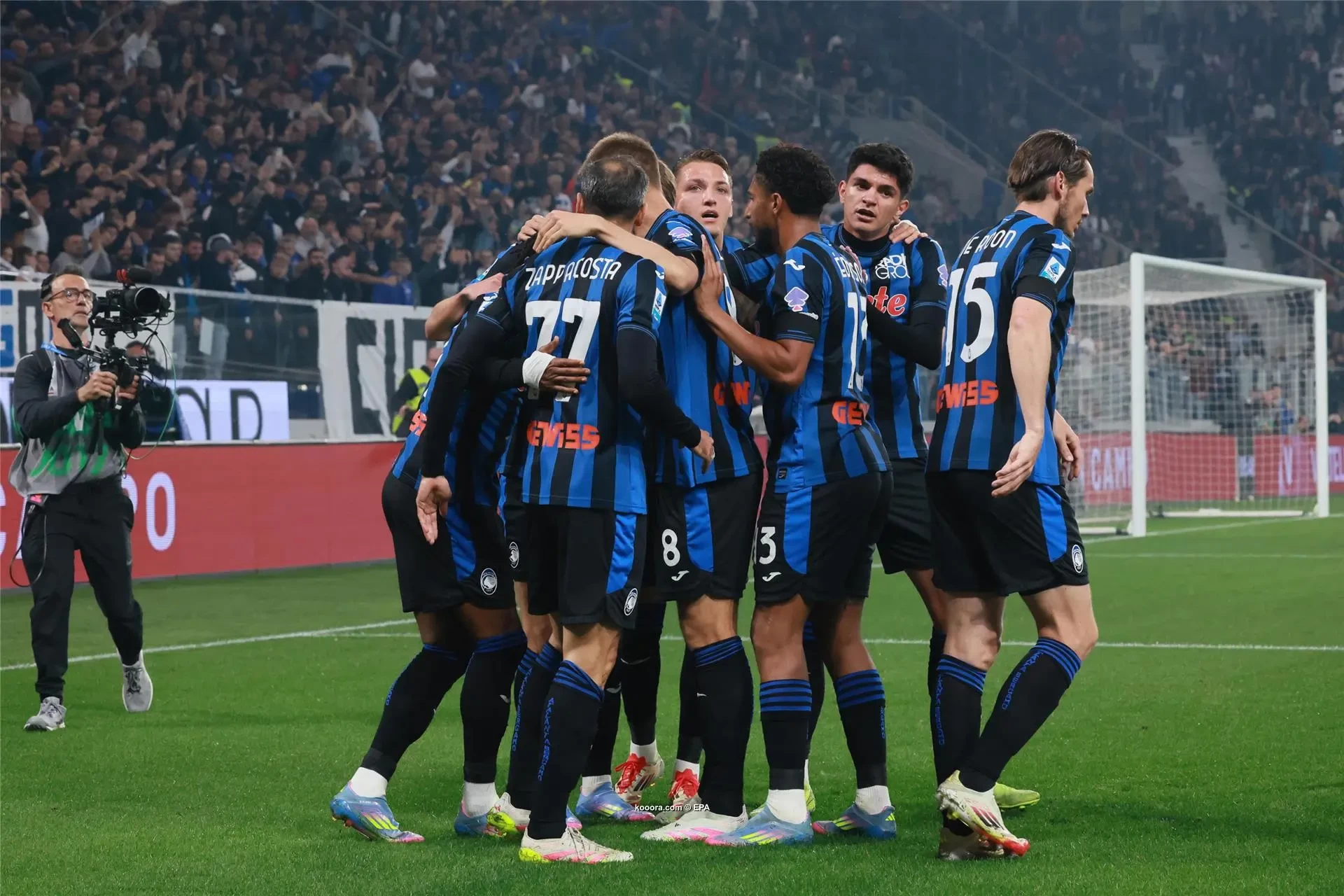 بالصور : أتالانتا يسقط روما ويحجز مقعدا في دوري الأبطال