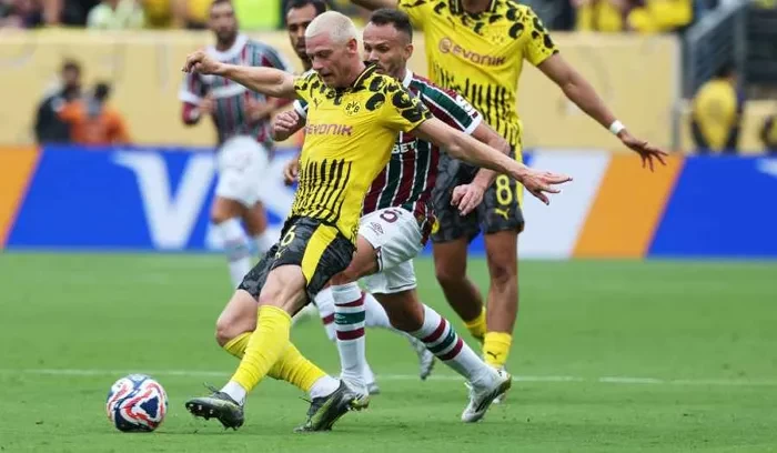 بوروسيا دورتموند يتعادل سلبيا مع فلومينينسي بكأس العالم للأندية