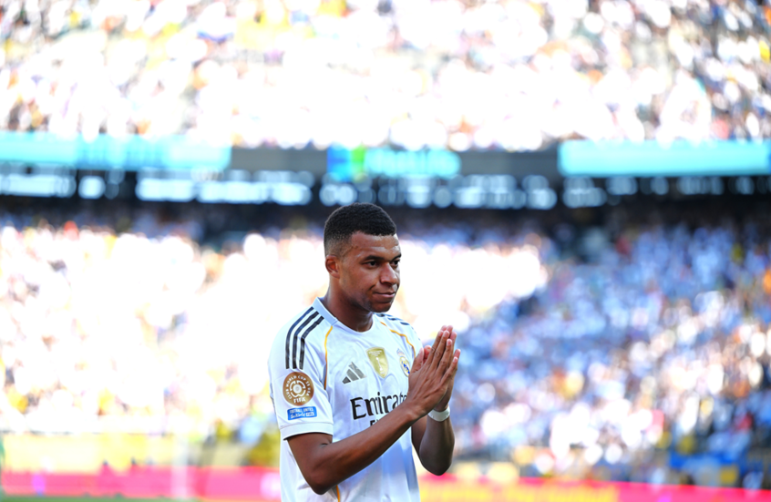 قرار مفاجئ لمبابي قبل مواجهة باريس سان جيرمان في مونديال الأندية