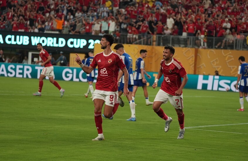 مفاجأة جديدة حول مستقبل وسام أبو علي مع الأهلي المصري