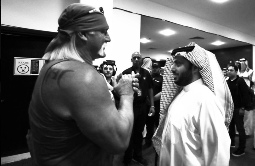تركي آل الشيخ يودع أسطورة المصارعة هالك هوغان برسالة مؤثرة