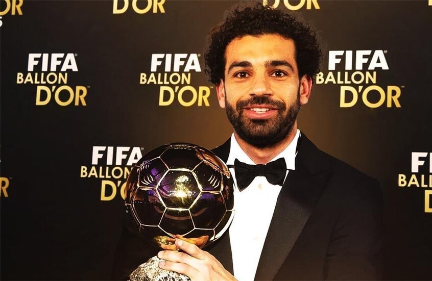 "ذا أتلتيك" تسأل عن حظوظ محمد صلاح للفوز بالكرة الذهبية