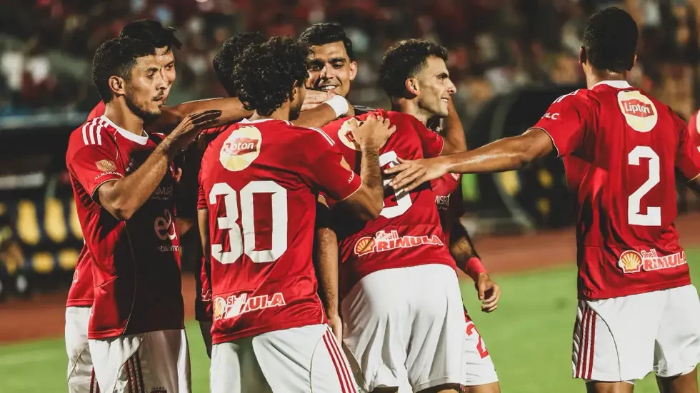 الأهلي يحصد فوزه الأول مع ريبيرو برباعية في فاركو