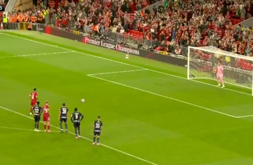 صلاح يسجل ويهدر ركلة جزاء خلال فوز ليفربول على بلباو (فيديو)