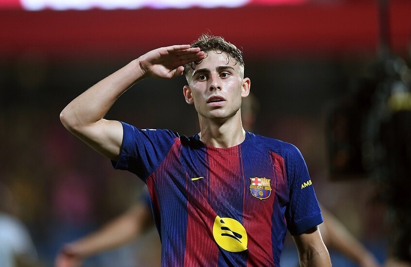 برشلونة يروض "خفافيش" فالنسيا ببسداسية نظيفة