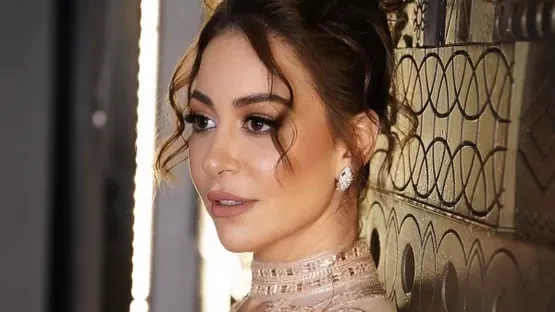 أول تعليق من منة شلبي على زواجها من المنتج أحمد الجنايني