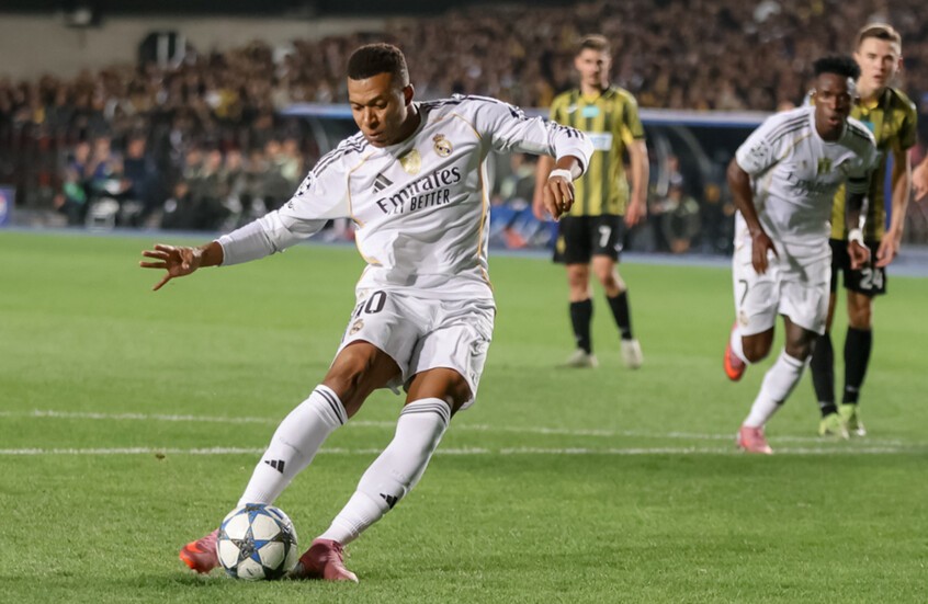 "هاتريك" مبابي يقود ريال مدريد لاكتساح كايرات ألماتي في دوري الأبطال