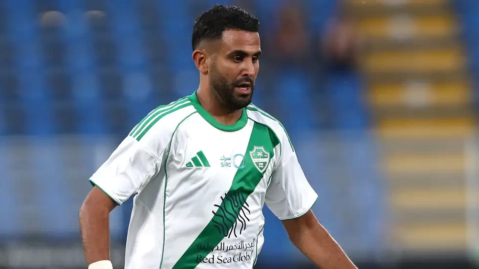 الاهلي السعودي يفوز على الاتحاد بهدف يتيم بقدم محرز