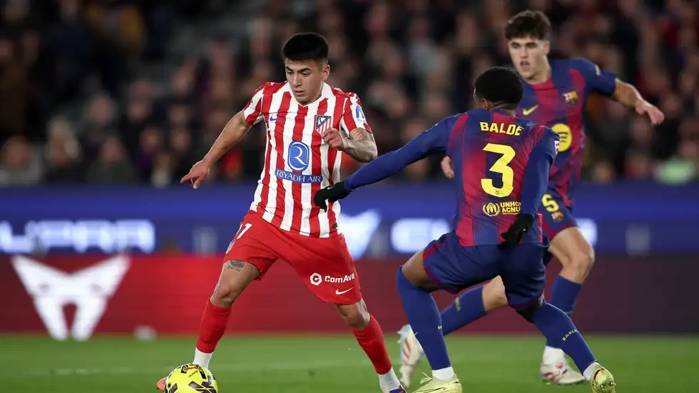 برشلونة يقلب الطاولة على أتلتيكو مدريد ويوسع الفارق مع الريال