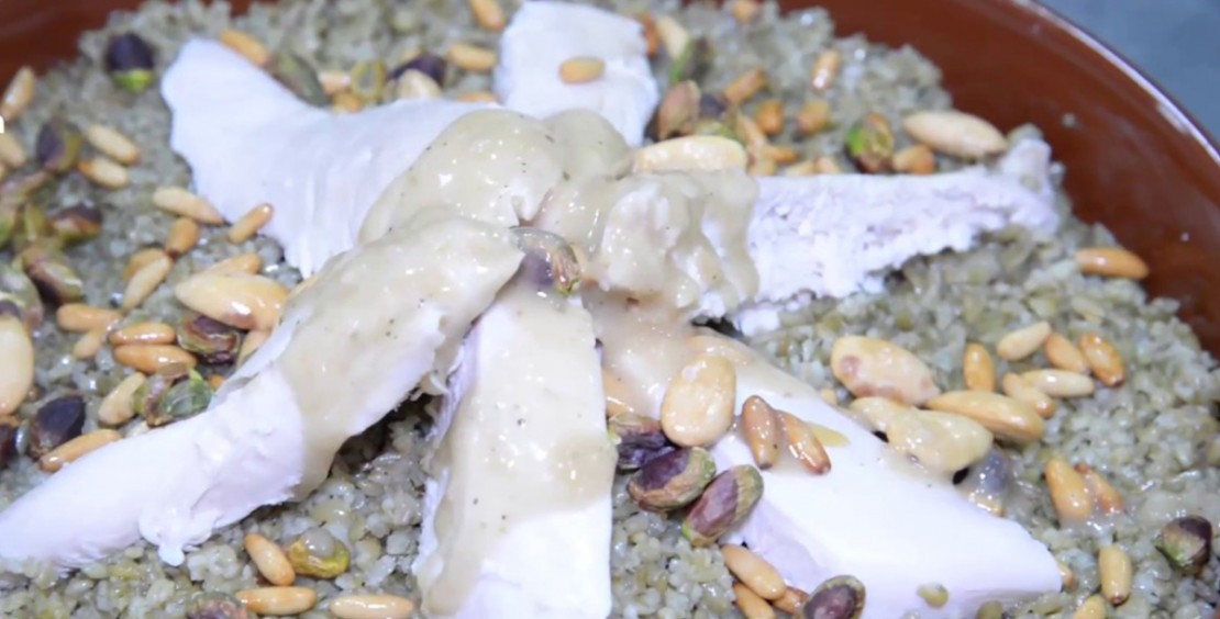 بالفيديو : طريقة تحضير الفريكة بالدجاج