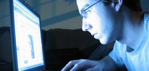 حكم المتوفى أثناء مشاهدة الأفلام الإباحية