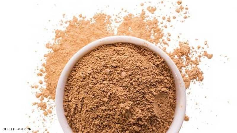 "ملعقة تراب" بجانب الطعام.. ماذا تفعل في الجسم؟