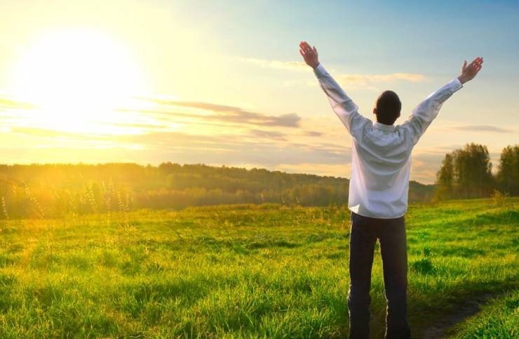 دراسة استمرت مدة 80 عاما تتوصل إلى 'سر السعادة'