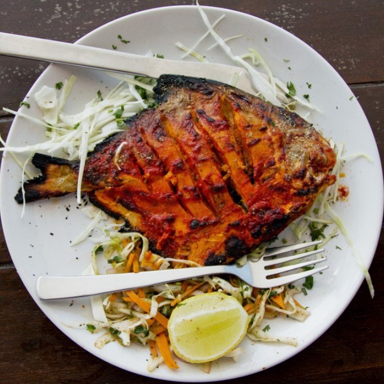 طريقة عمل "سمك مشوي" بالتتبيلة الحارة