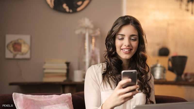 "إرسال الروائح عبر الهاتف".. تجربة تبشر بتحقيق الحلم