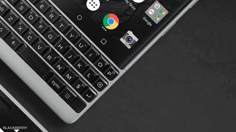 بلاك بيري تعود بإصرار للوحة المفاتيح الكلاسيكية