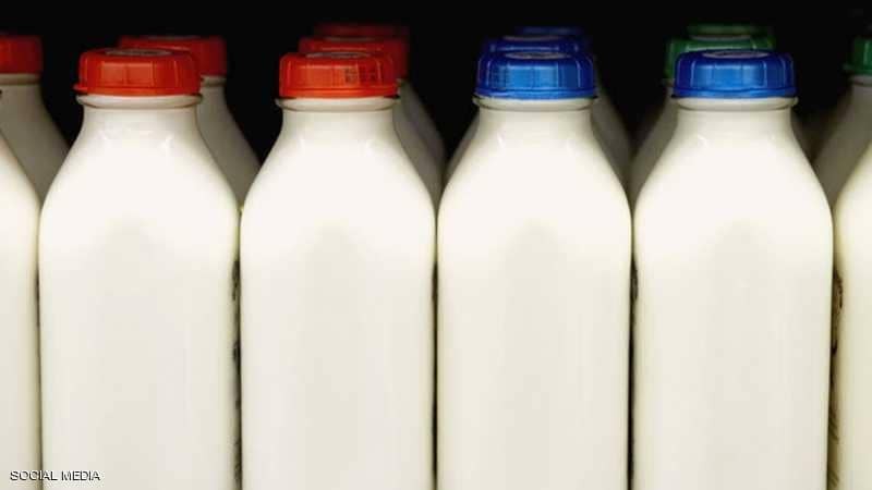 الحليب كامل الدسم وقليل الدسم.. خبراء يختارون الأفضل