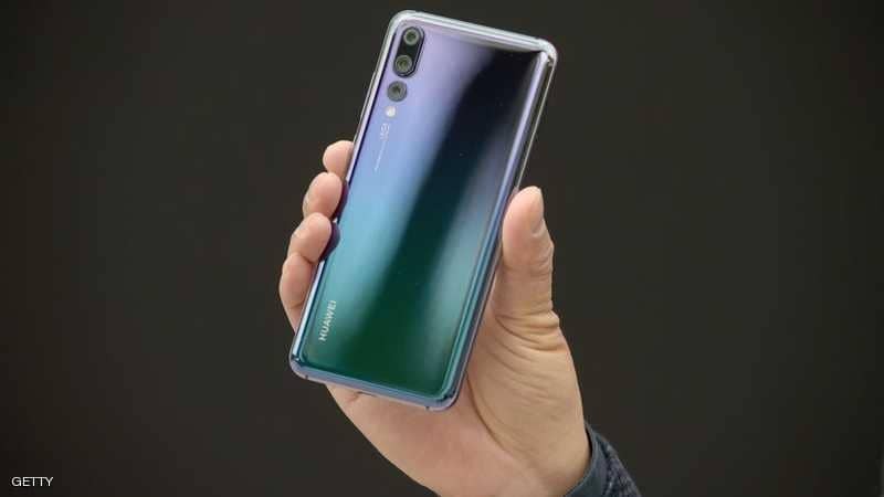 بعد إزاحة أبل.. العملاق الصيني يزاحم سامسونغ على الصدارة