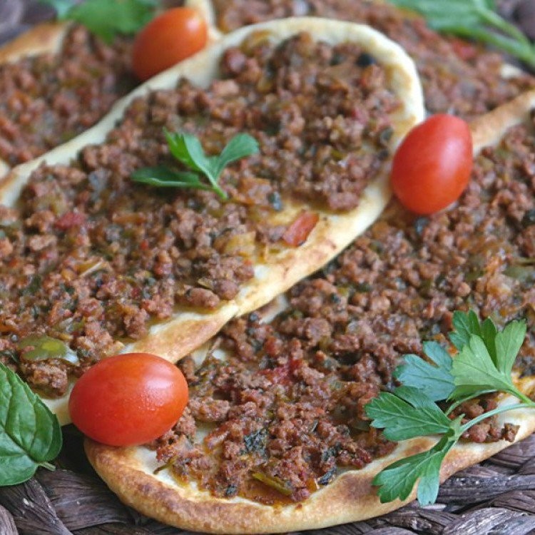  بالفيديو : صفيحة اللحم