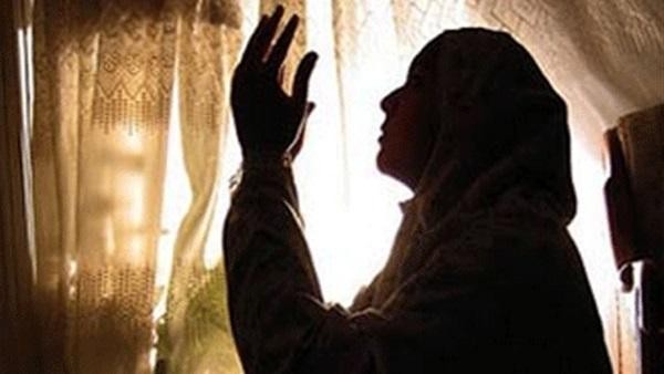 هل يجوز للمرأة أن تصلي صلاة الجنازة ؟!