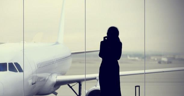 حكم الدين في سفر المرأة بدون محرم