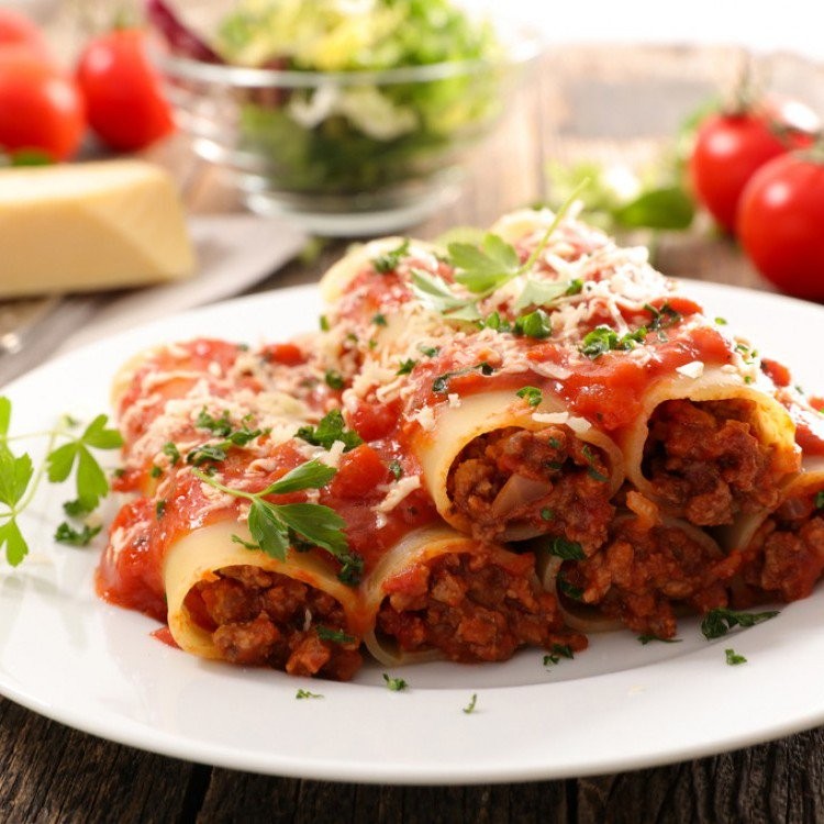 طريقة عمل كانيلوني باللحم المفروم