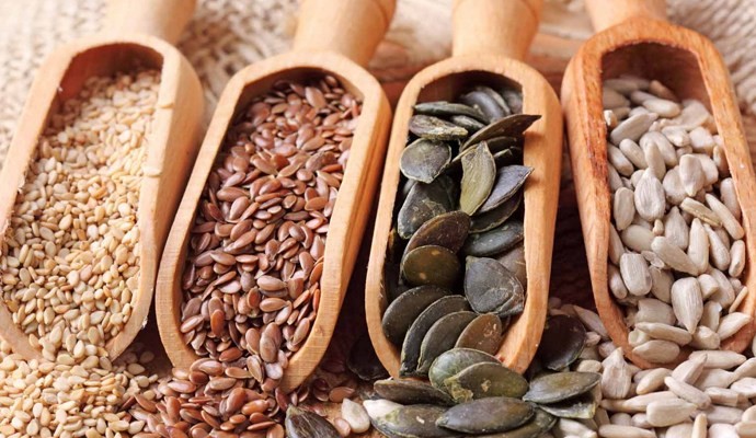 صغيرة لكن فوائدها كبيرة.. 6 بذور لا غنى لأجسامنا عنها