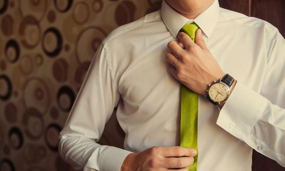 تحذير : أطباء يرصدون ما تفعله "ربطة" العنق بجسم الإنسان