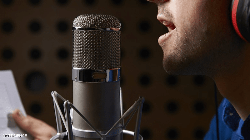 العلم يفسر :لماذا يكره الشخص سماع صوته؟