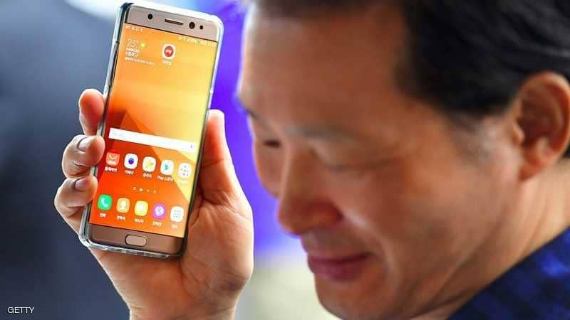 دراسة تكشف عن مخاطر جديدة للهواتف الذكية