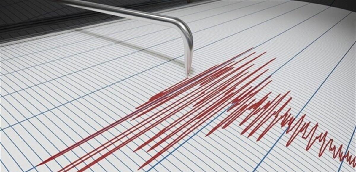 زلزال بقوة 6.2 درجات يضرب جزيرة جاوة في إندونيسيا
